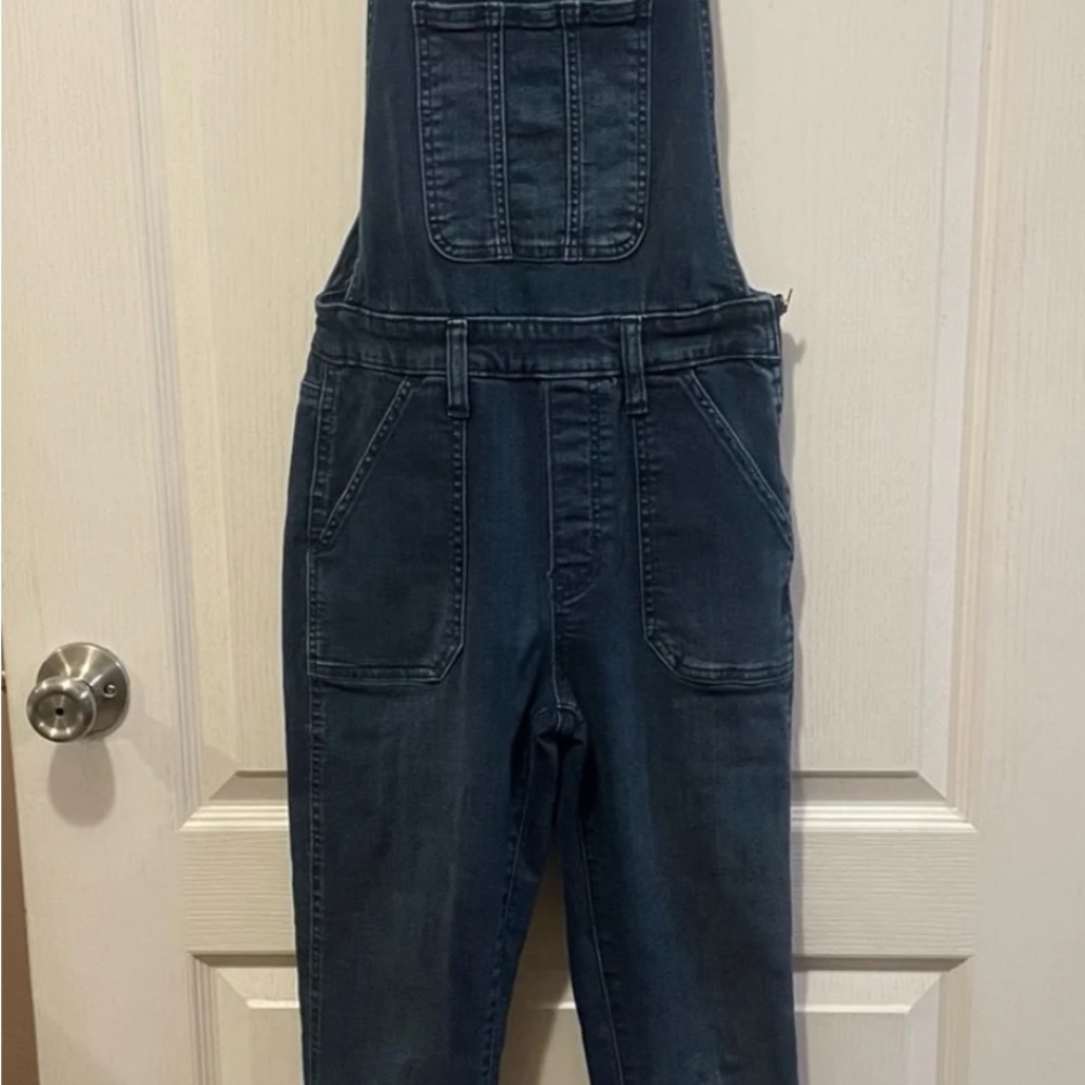 Women’s GAP Dark Indigo Denim Overalls XS